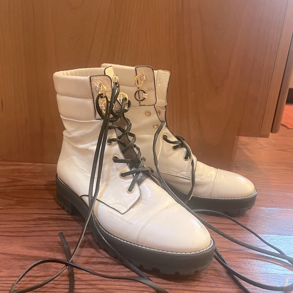 STUART WEITZMAN boots white leather